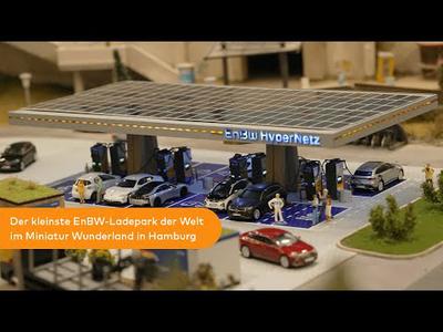 Der kleinste EnBW-Ladepark der Welt im Miniatur Wunderland in Hamburg