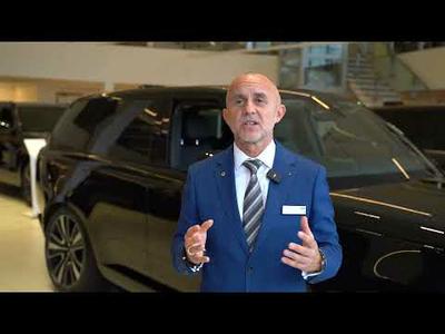 Leeds City College Students Visit Vertu Leeds Jaguar Land Rover | Vertu Motors