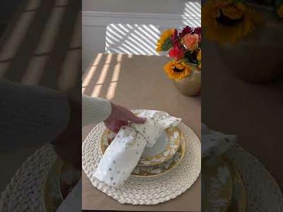 Friendsgiving Prep & Tablescape Ideas