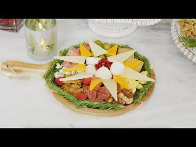 Easy Festive Holiday Charcuterie Board