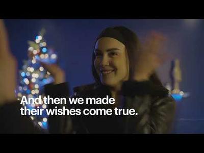 Best Buy Unwraps Gift-Giving Joy.