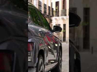 ¿Cuáles son tus planes para Navidad? Nuestro #KONA eléctrico está listo para llevarte